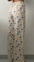 Pantalon fleurs beige et bleu