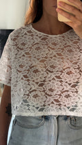 Top dentelle fleurs