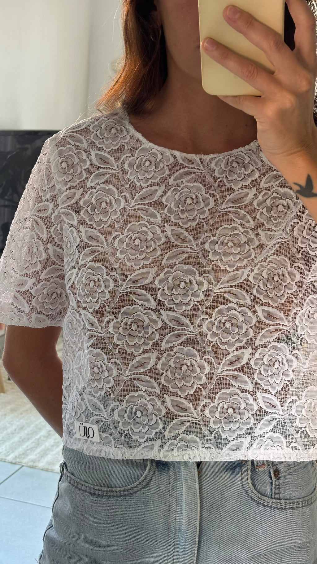 Top dentelle roses