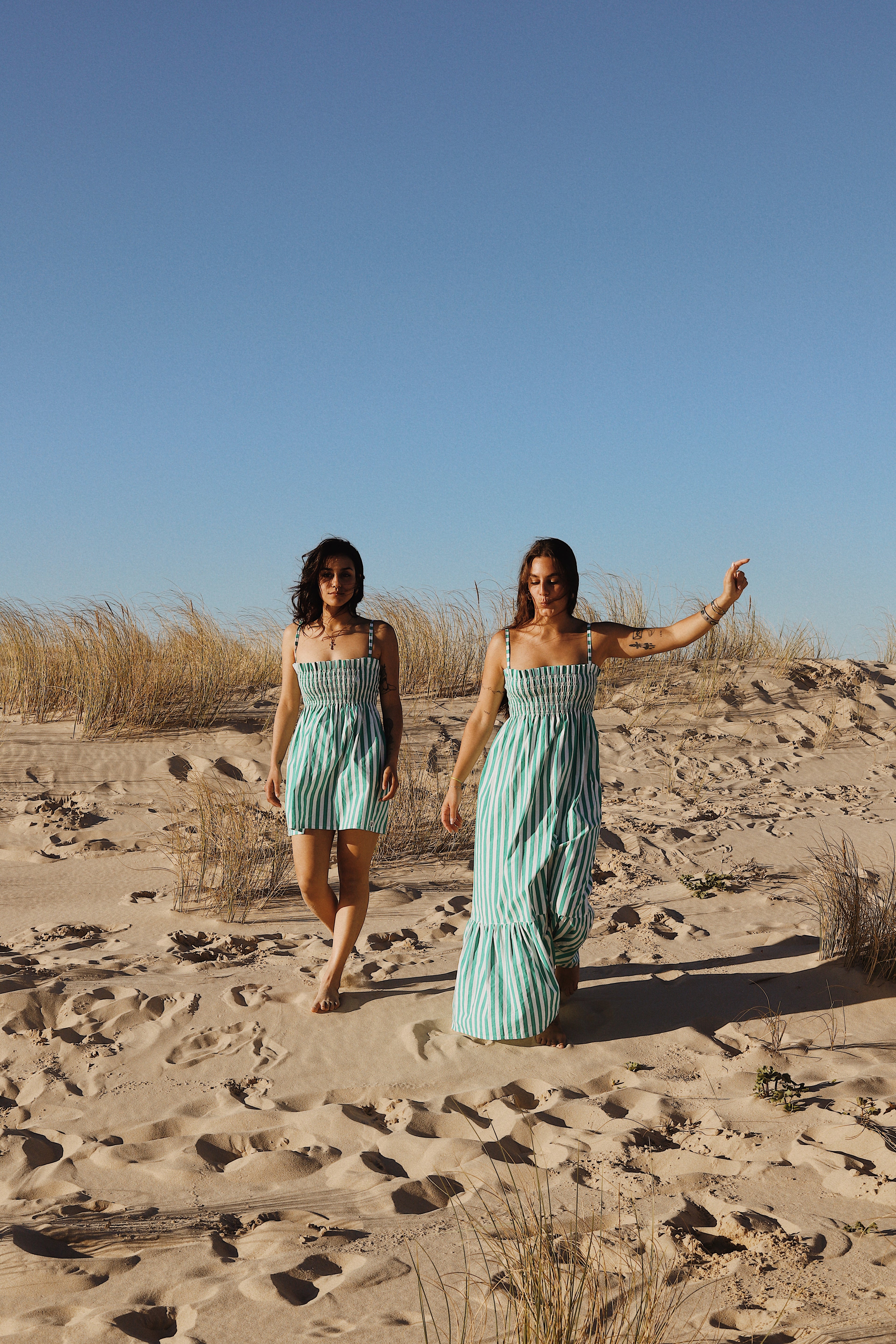 Robe courte smockée Rayée vert et blanc – Pièce unique