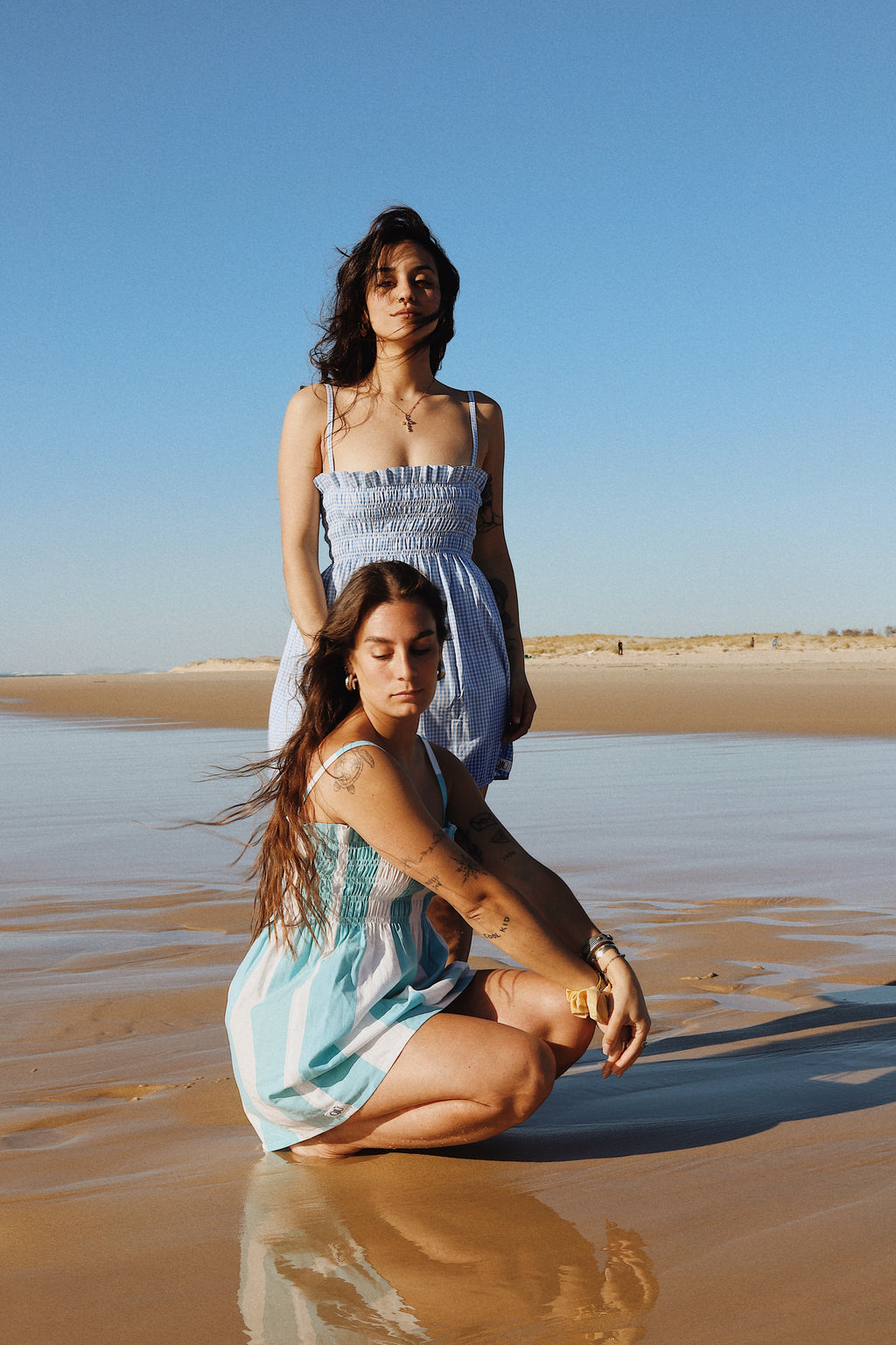 Robe courte smockée Vichy bleu – Pièce unique