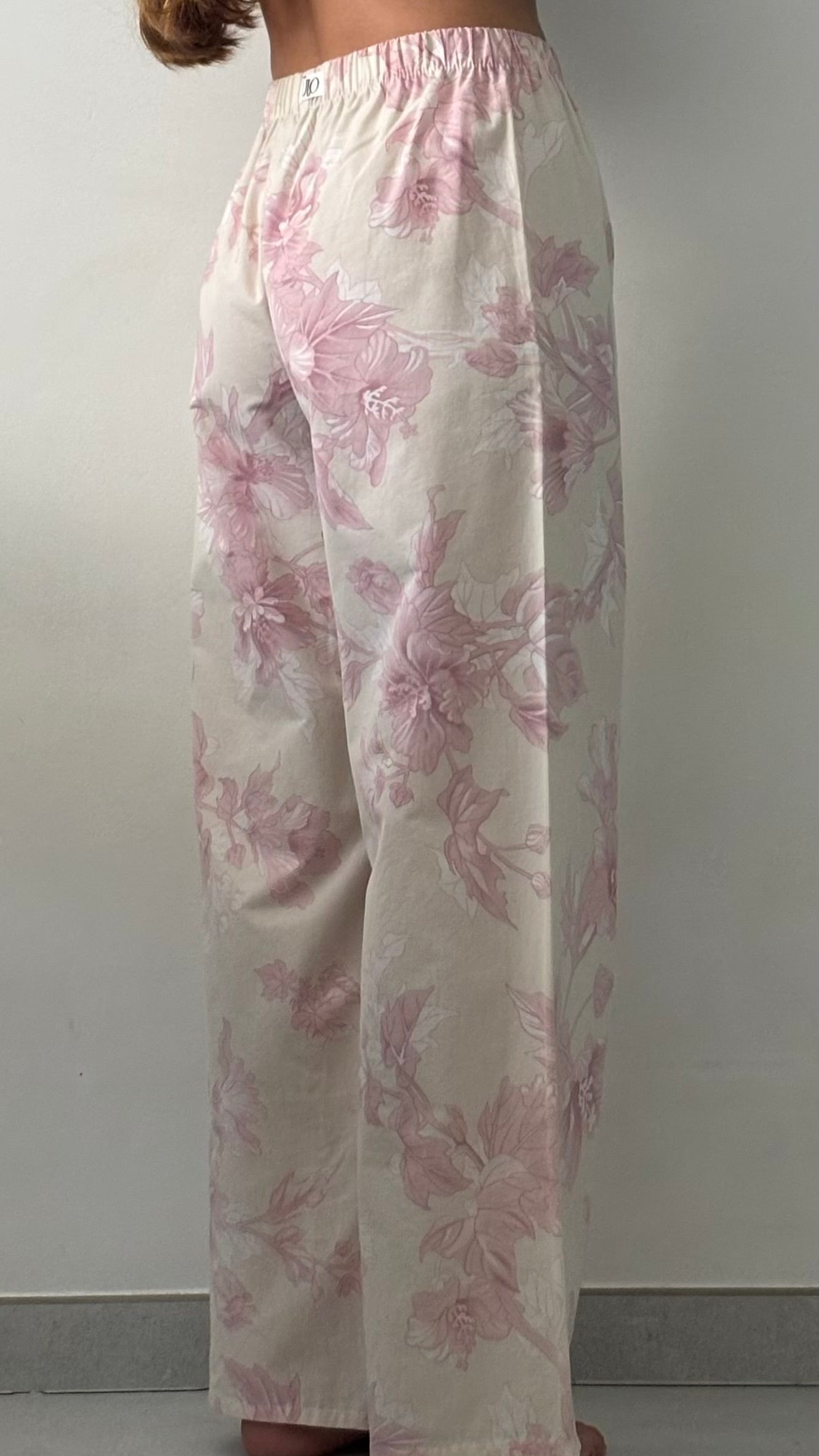 Pantalon fleurs beige et rose