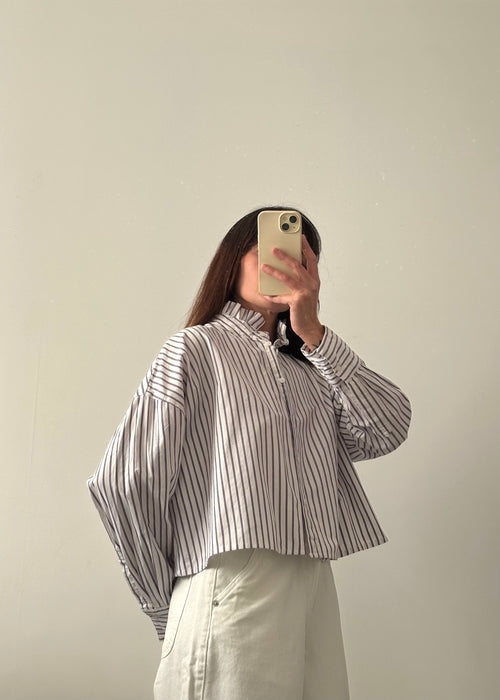 Chemise col volant et dos nu – Pièce unique